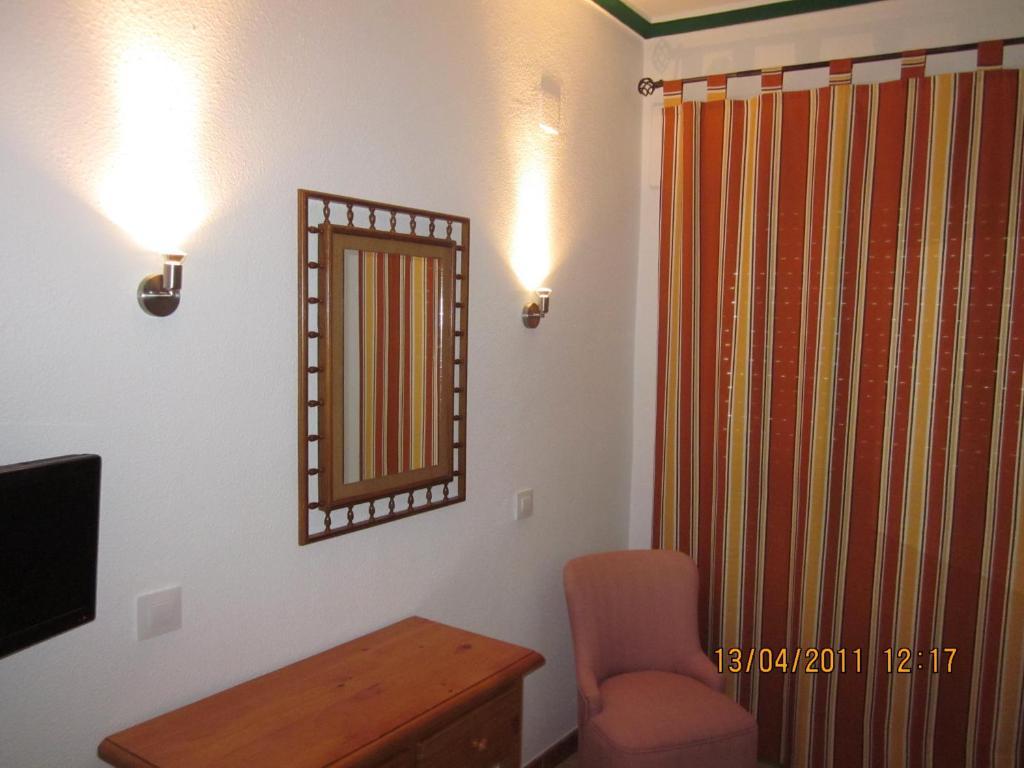 Hotel San Vicente - Centro Playa Conil De La Frontera Δωμάτιο φωτογραφία