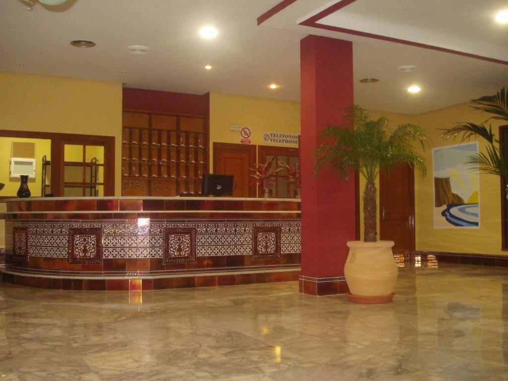 Hotel San Vicente - Centro Playa Conil De La Frontera Εξωτερικό φωτογραφία