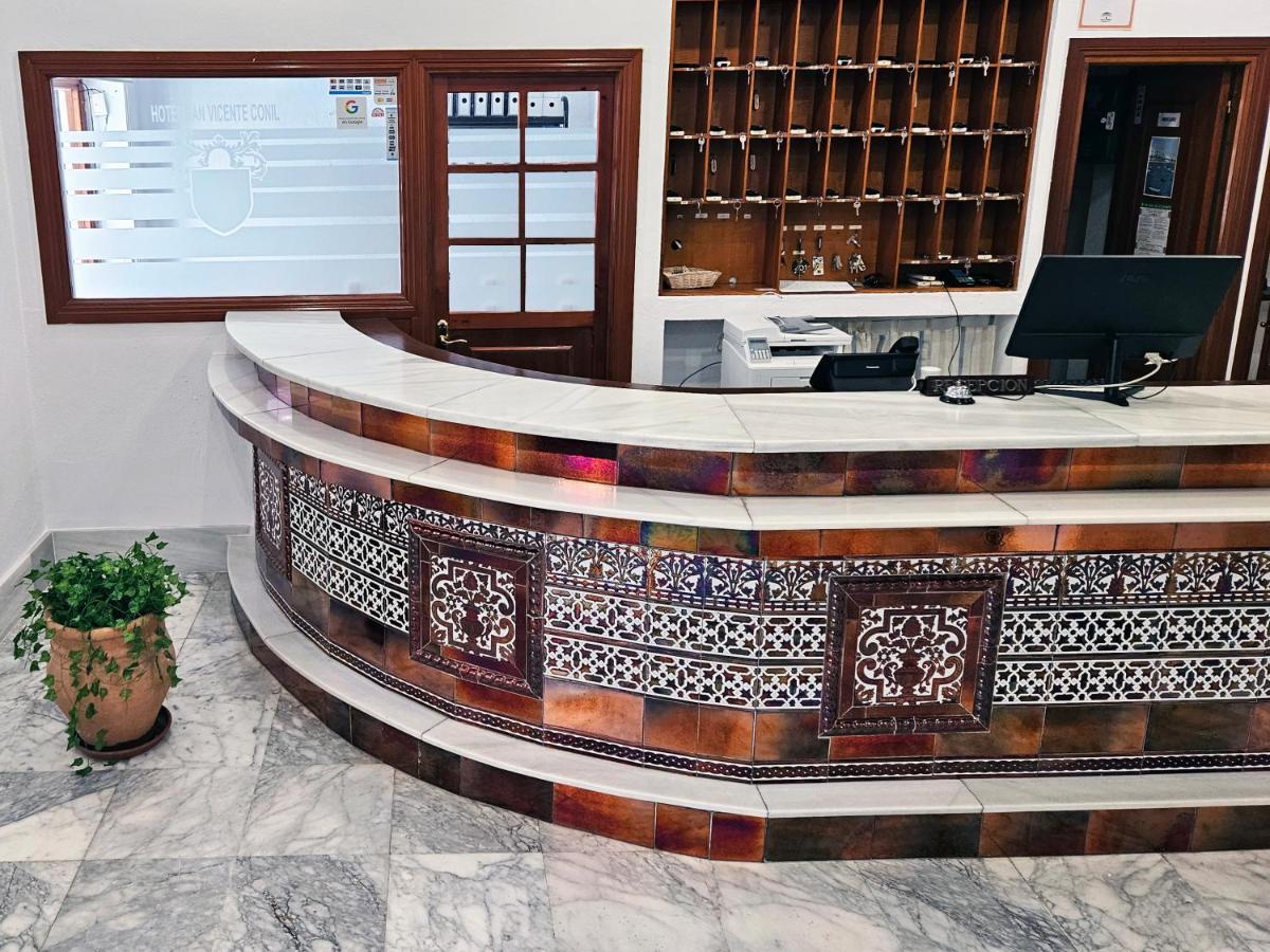 Hotel San Vicente - Centro Playa Conil De La Frontera Εξωτερικό φωτογραφία