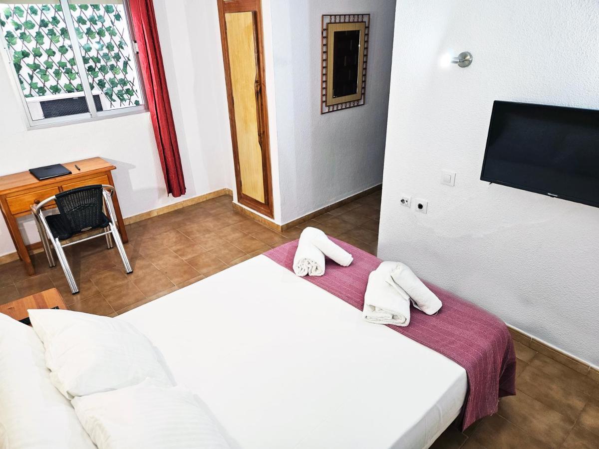 Hotel San Vicente - Centro Playa Conil De La Frontera Εξωτερικό φωτογραφία