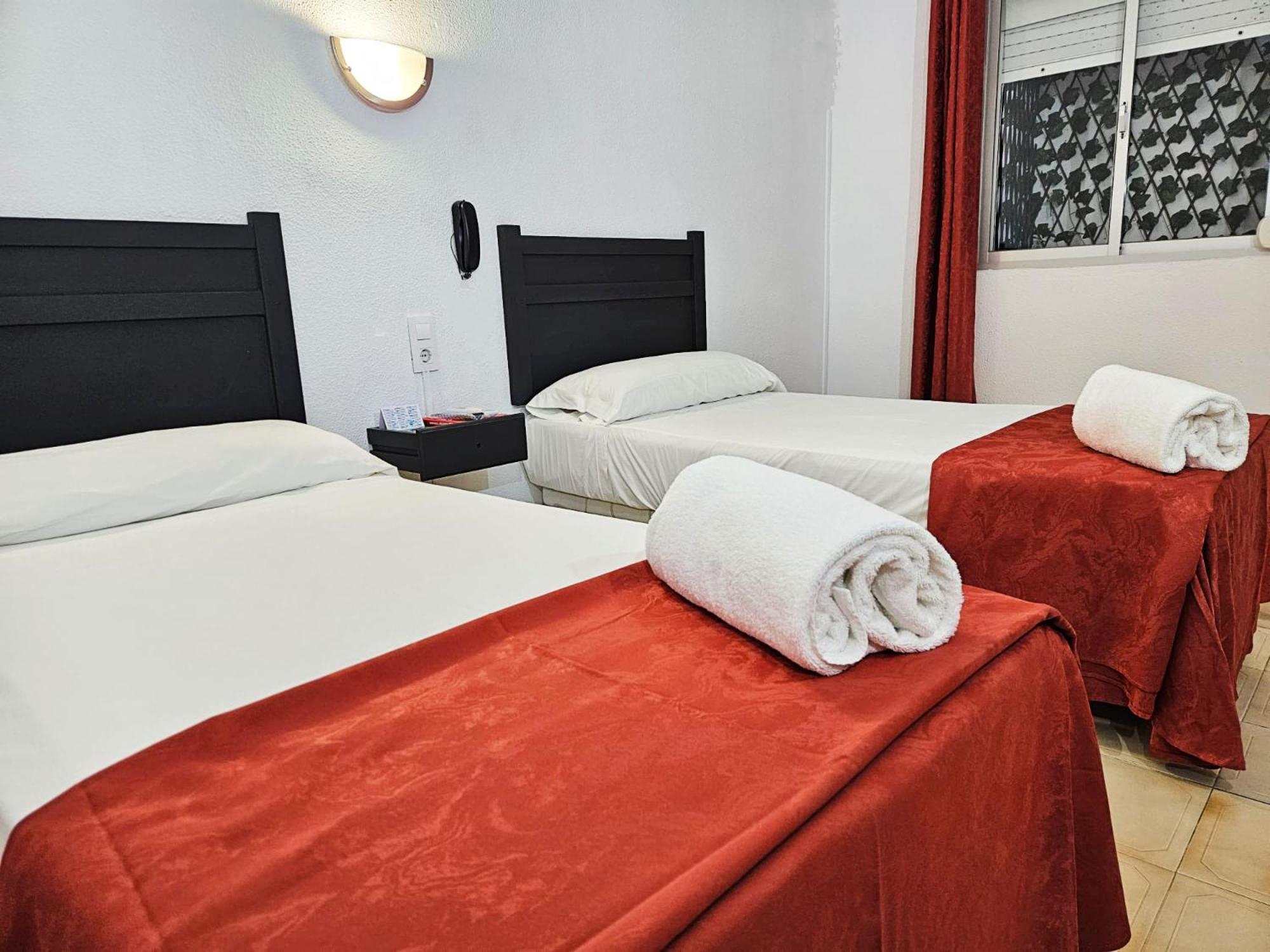 Hotel San Vicente - Centro Playa Conil De La Frontera Δωμάτιο φωτογραφία