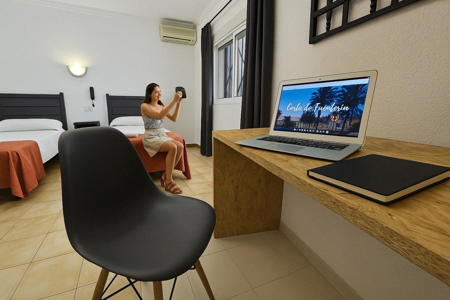 Hotel San Vicente - Centro Playa Conil De La Frontera Εξωτερικό φωτογραφία